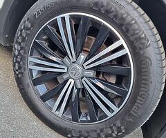 2016 VW Tiguan - Image 9/10