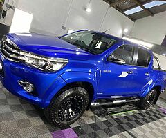 2017 Toyota Hilux - Image 7/8