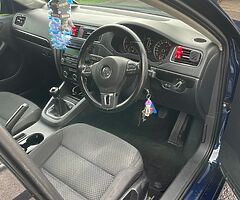 Volkswagen Jetta Mk6 - Image 4/7