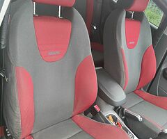 Ford Focus Zetec S - Image 8/10