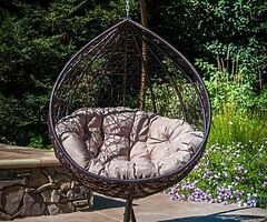 EGG SWING CHAIR / 