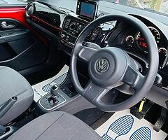 VOLKSWAGEN UP 1.0 LITRE AUTOMATIC - Image 5/10