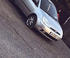 Breaking ford fiesta 1.25