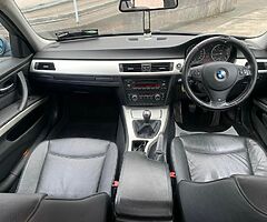 2008 BMW 318i - Image 6/9