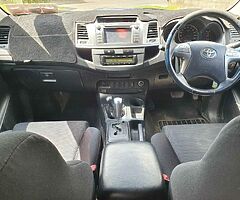 Toyota hilux 3.0 D4D 2015 - Image 4/5