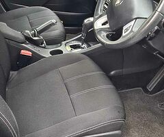 Renault 131 Fluence - Image 4/10