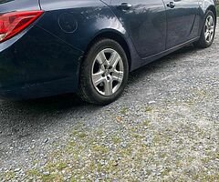 11 Insignia 2.0 CDTI Low mileage Tax and NCT