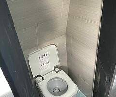 Renault Master campervan on book - Image 8/10