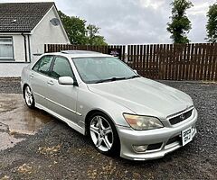 2003 Lexus Is200