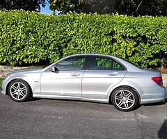 Mercedes C200 Automatic 2.2 Diesel Blue Efficiency - Image 3/10