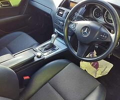 Mercedes C200 Automatic 2.2 Diesel Blue Efficiency - Image 7/10