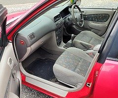 Toyota Corolla - Image 4/8