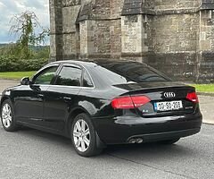 2010 AUDI A4 2.0 DIESEL (NCT-02/23 & TAX-10/22) - Image 7/10