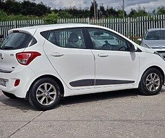 142 Hyundai i10 1.2 Automatic with Only 17k miles - Image 5/9