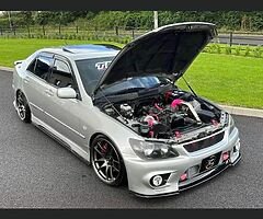 Lexus is200