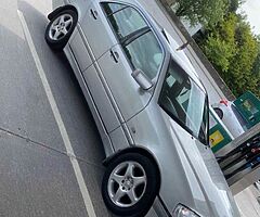 2000 Mercedes-Benz C180