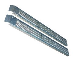 BRAND NEW 72"X9" STEEL LOADING RAMPS