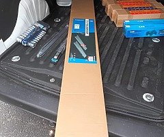 BRAND NEW 72"X9" STEEL LOADING RAMPS