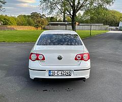 VW Passat 2010 R line Tax and  Test - Image 4/9