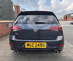 2019 Volkswagen Golf - Image 6/10