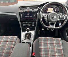 2019 Volkswagen Golf - Image 8/10