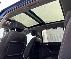 2018 Volkswagen Touran - Image 9/10
