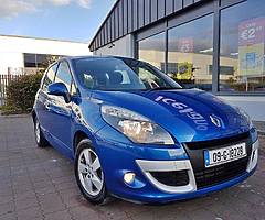 2009 Renault Scenic 1.5 Dci speed