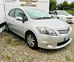 2013 Toyota Auris Automatic we finance - Image 4/10