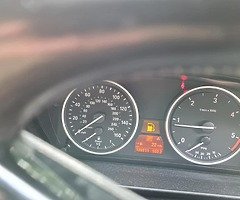 2009 BMW 520 - Image 6/10