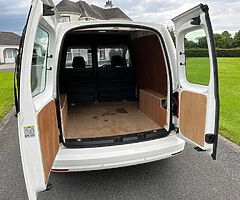 2019 Volkswagen Caddy - Image 4/10