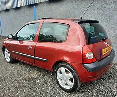 2002 Renault Clio