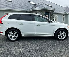 2013 VOLVO XC60 R DESIGN D4 2.0 DIESEL 163 BHP LEATHER LOW MILEAGE 6 SPEED MANUAL - Image 8/10
