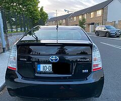 Toyota Prius - Image 4/10