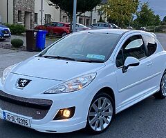 Peugeot 207  1.6 Petrol 2010
Limited Edition