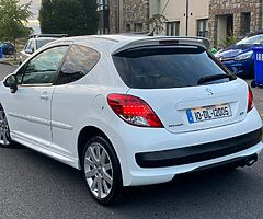 Peugeot 207  1.6 Petrol 2010
Limited Edition - Image 4/10