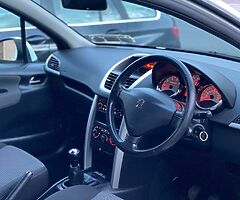 Peugeot 207  1.6 Petrol 2010
Limited Edition - Image 6/10