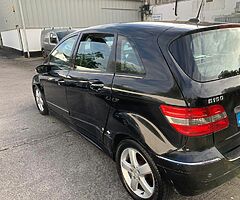 07 Mercedes B150