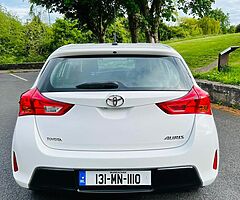 131 Toyota Auris 1.4 Diesel, low km, NCT 07/23 - Image 4/10