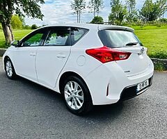 131 Toyota Auris 1.4 Diesel, low km, NCT 07/23 - Image 5/10