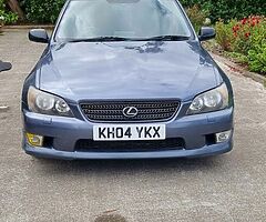 2004 Lexus IS 200