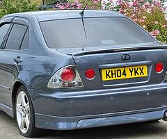 2004 Lexus IS 200 - Image 5/10
