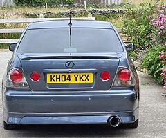 2004 Lexus IS 200 - Image 6/10