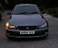 2004 Lexus IS 200 - Image 8/10