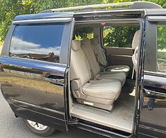 2007 Kia Sedona - Image 6/10