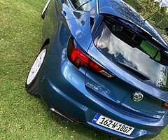 VAUXHALL ASTRA