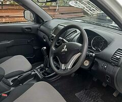 2014 Mitsubishi L200 - Image 4/7