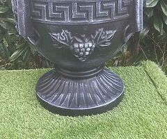 Concrete flower pots and furniture