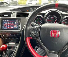 2017 Honda Civic fk2 type r - Image 5/7