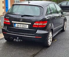 Mercedes Benz B150 Automatic - Image 3/10