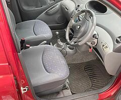 Toyota Yaris - Image 5/9